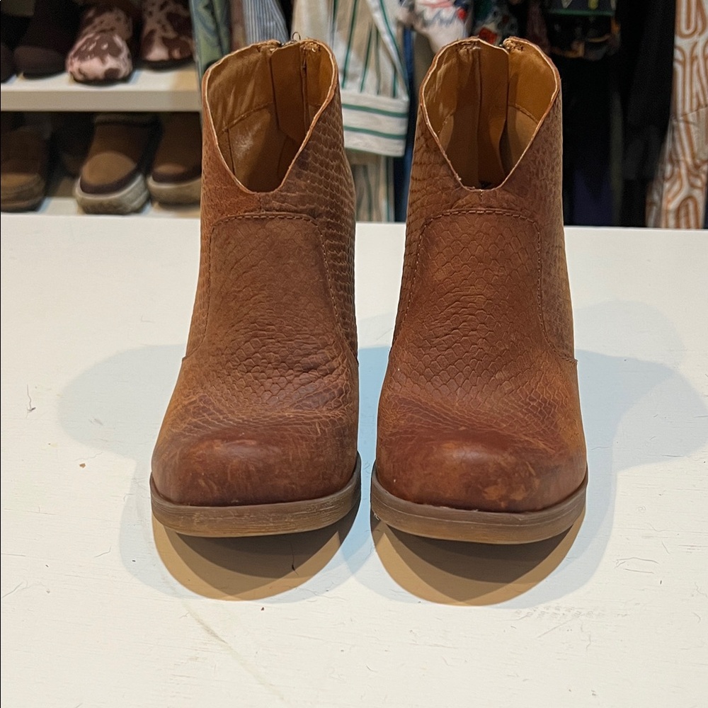 Kork-Ease Textured Tan Ankle Booties